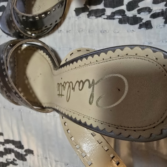 Charlotte Olympia Take 110 size 39 silver heels - Picture 5 of 6